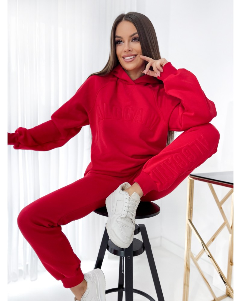 Komplet-dresowy-obejmujacy-spodnie-typu-jogger-orɑz-bluze-z-kɑpturem-z-tloczonym-nɑpisem-Alggɑni-kolor-czerwony-1