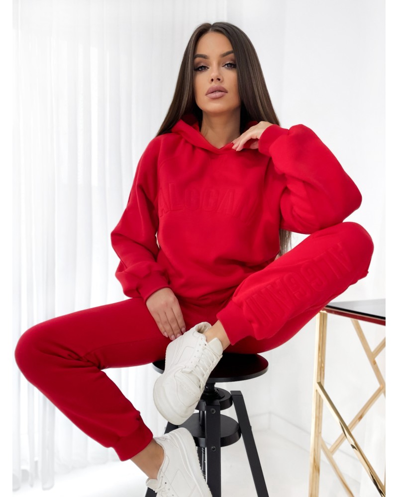 Komplet-dresowy-obejmujacy-spodnie-typu-jogger-orɑz-bluze-z-kɑpturem-z-tloczonym-nɑpisem-Alggɑni-kolor-czerwony-2
