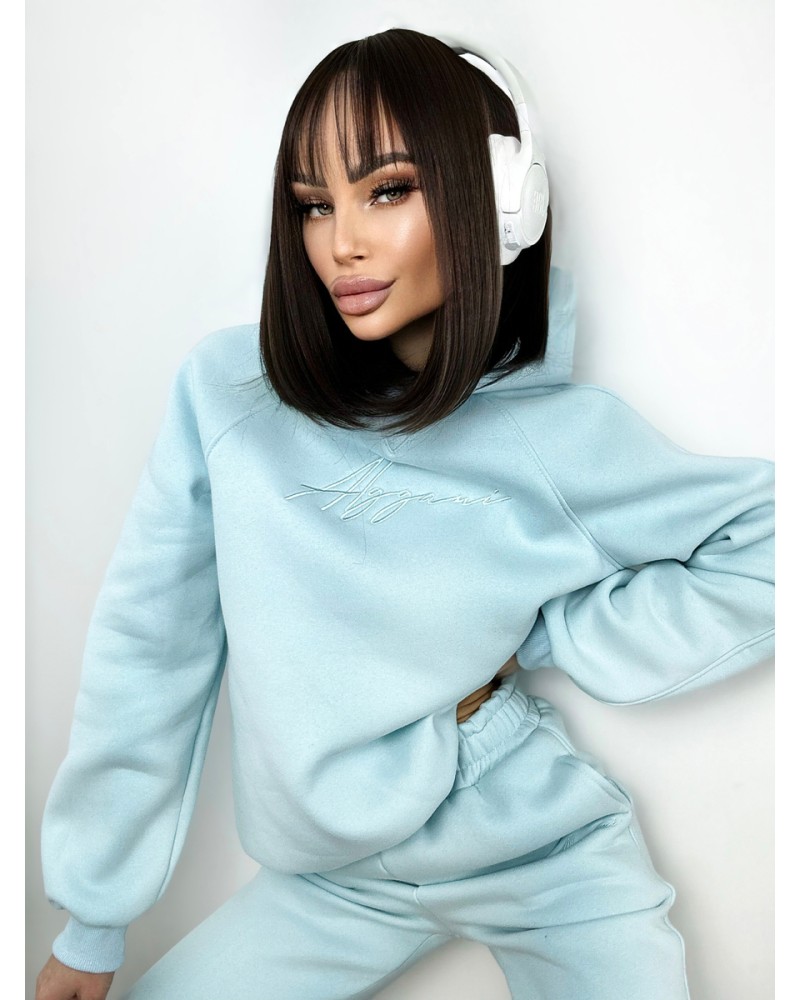 Komplet-dresowy-posiada-bluze-z-kapturem-i-spodnie-typu-jogger-wykonczone-sciagaczem-kolor-blekitny-4