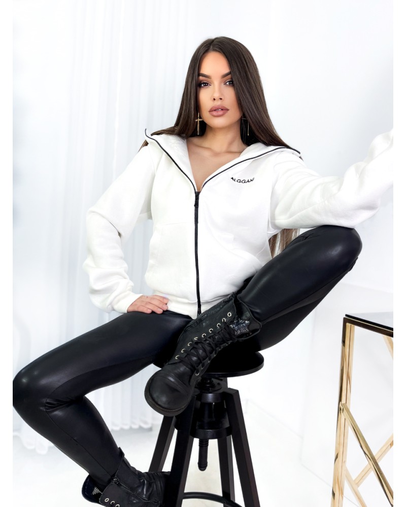 Rozpinana-damska-bluza-z-kapturem-kolor-bialy-3